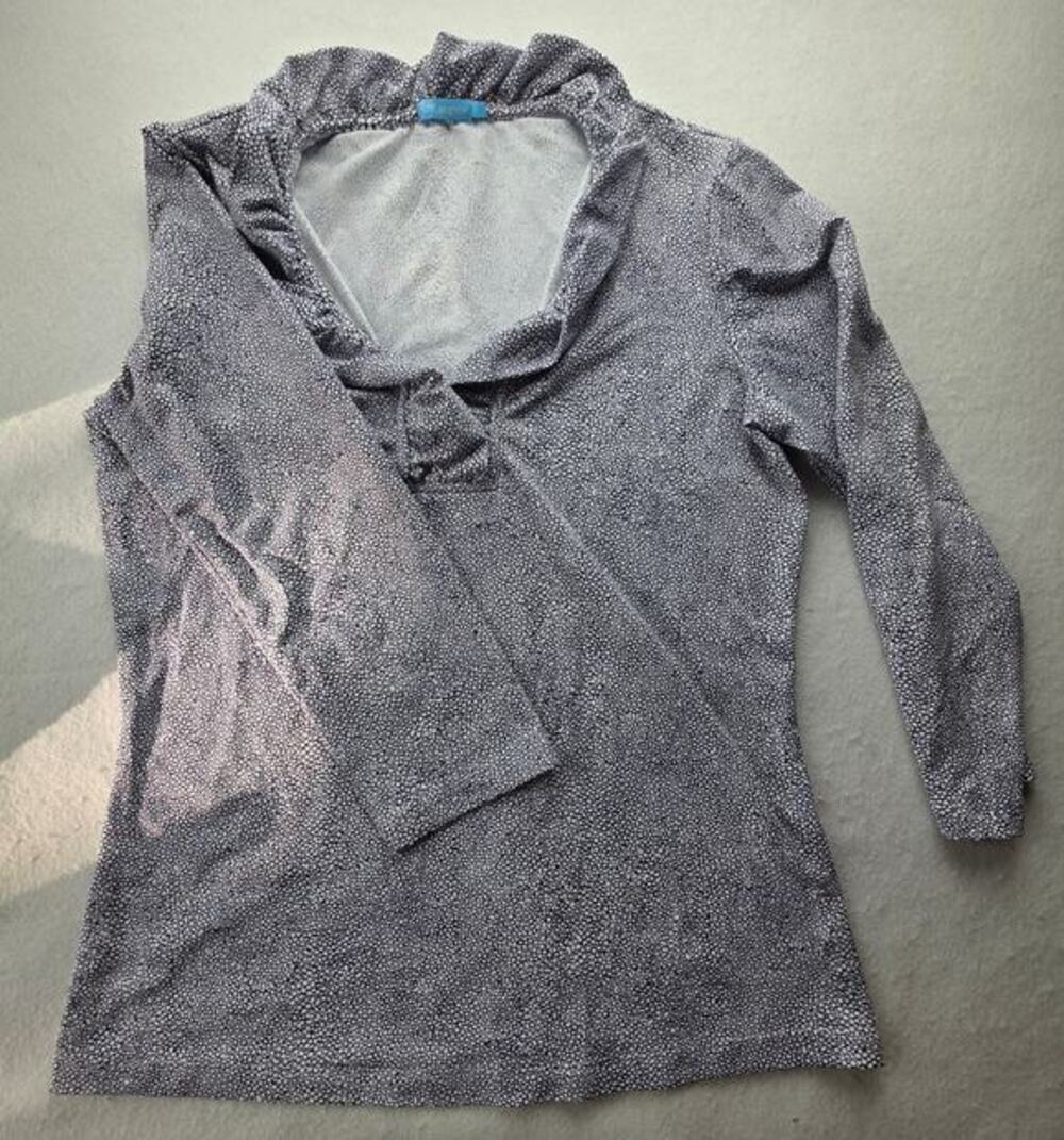 J.Mclaughlin Speckled Scoop Neck Ruffle Blouse White Size Small